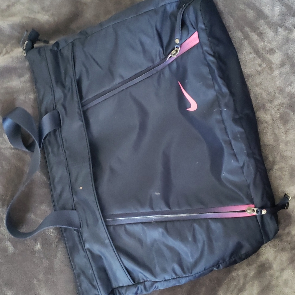 Nike duffle bag